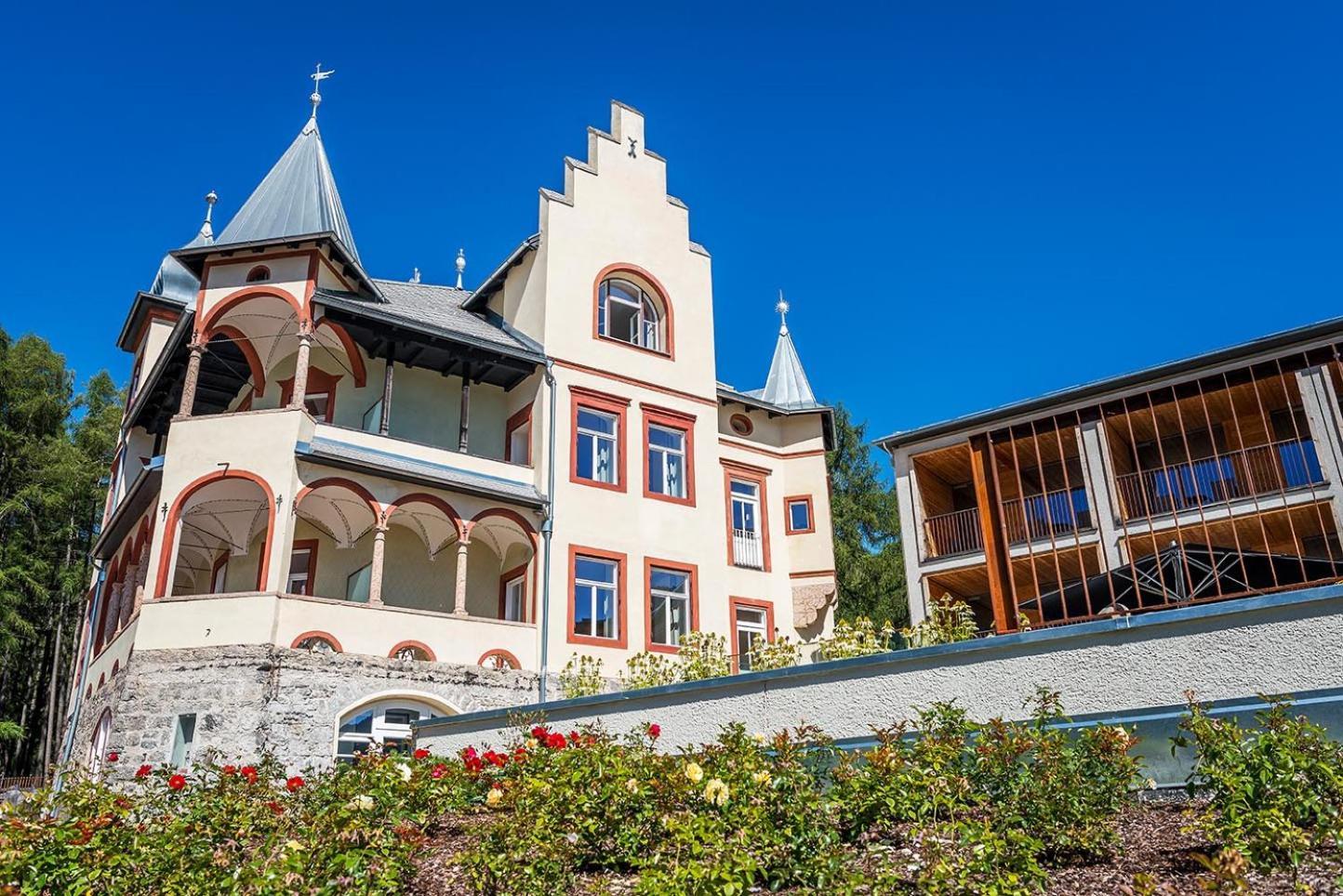 Villa Waldkoenigin San Valentino alla Muta Luaran gambar